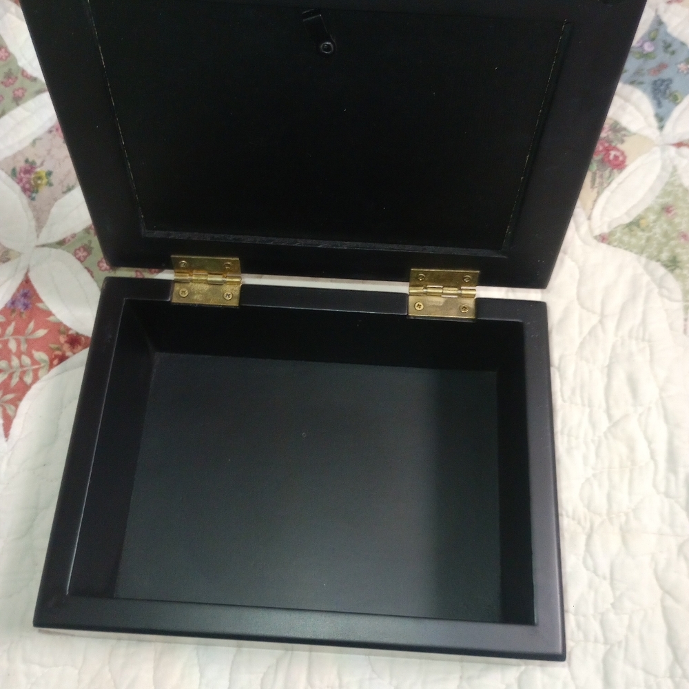 Jewelry Box Photo Frame - Picture 7 of 10